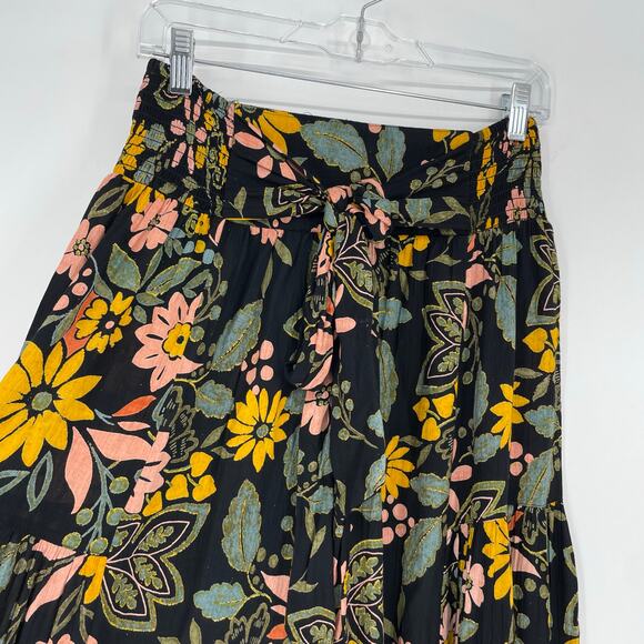 Angie High Waisted Wide Leg Floral Pant Size XS - Picture 4 of 6